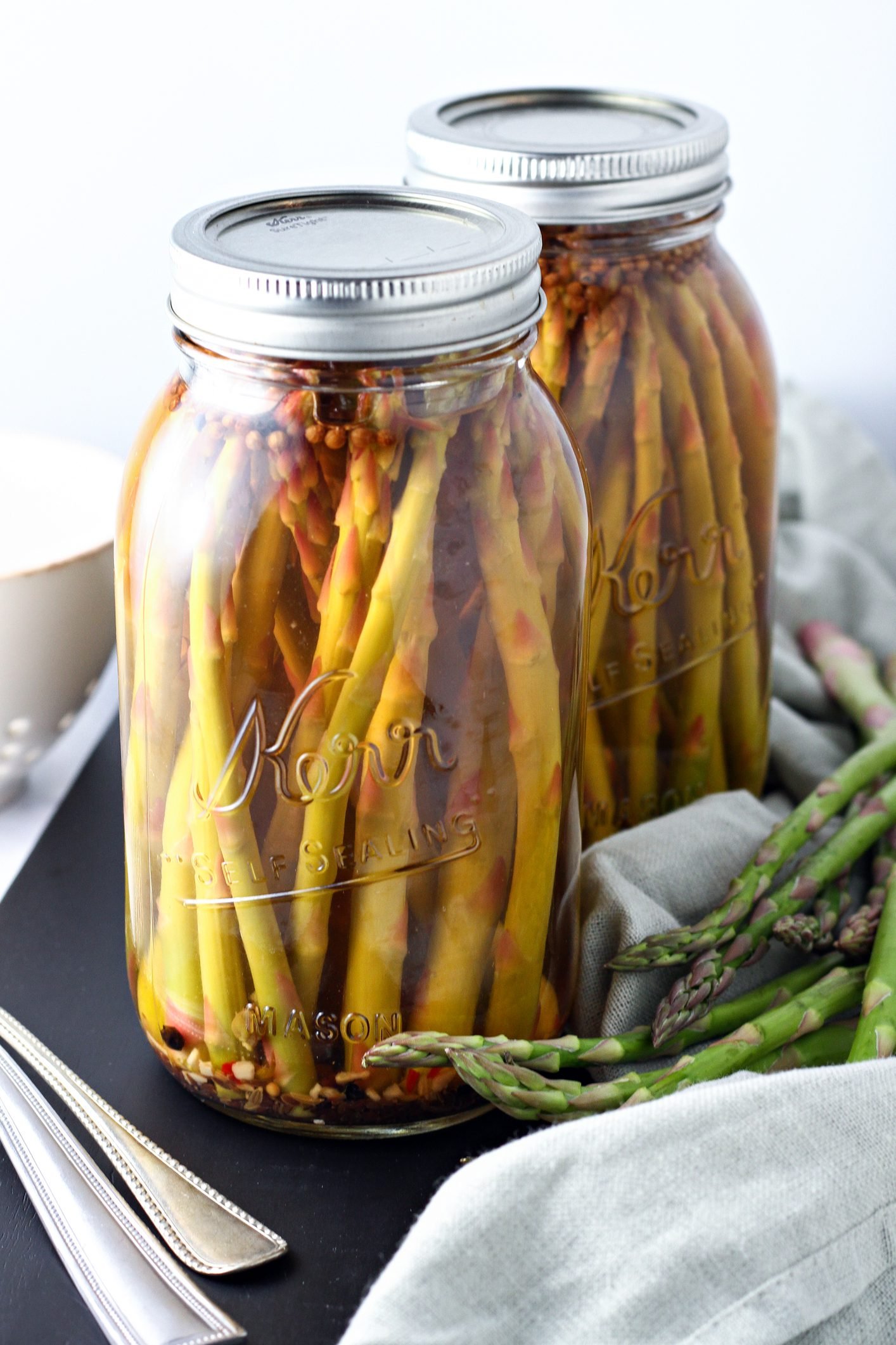 Bright Vinegar Asparagus Spears Chilled to Perfection