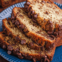 Best Homemade Chocolate Chip Banana Bread Recipe