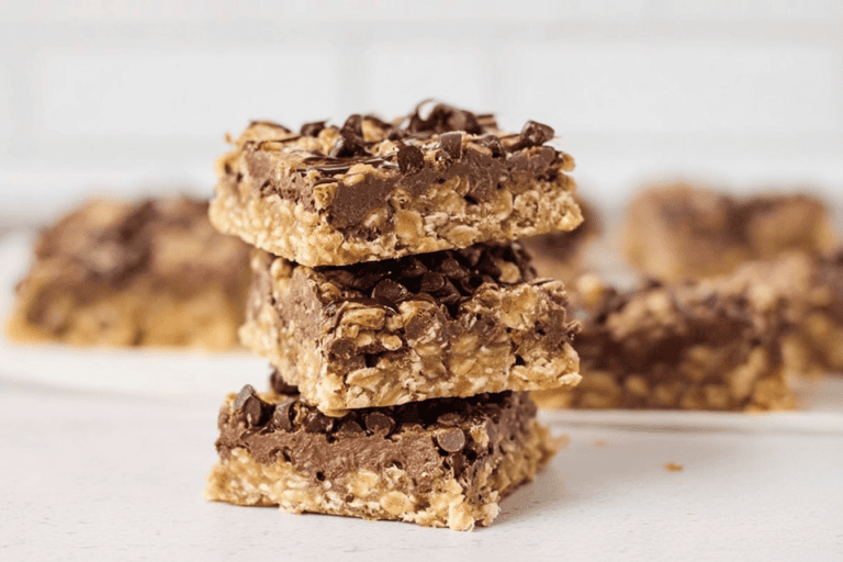 Easy No Bake Chocolate Oat Bar Recipe