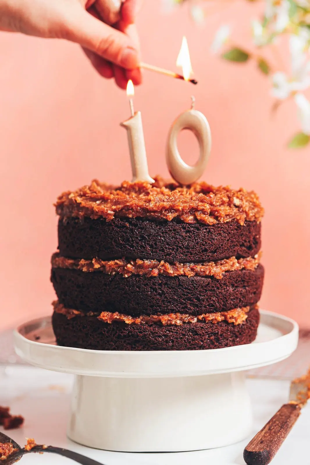 18 Chocolate Cinnamon Desserts for Warming Spice